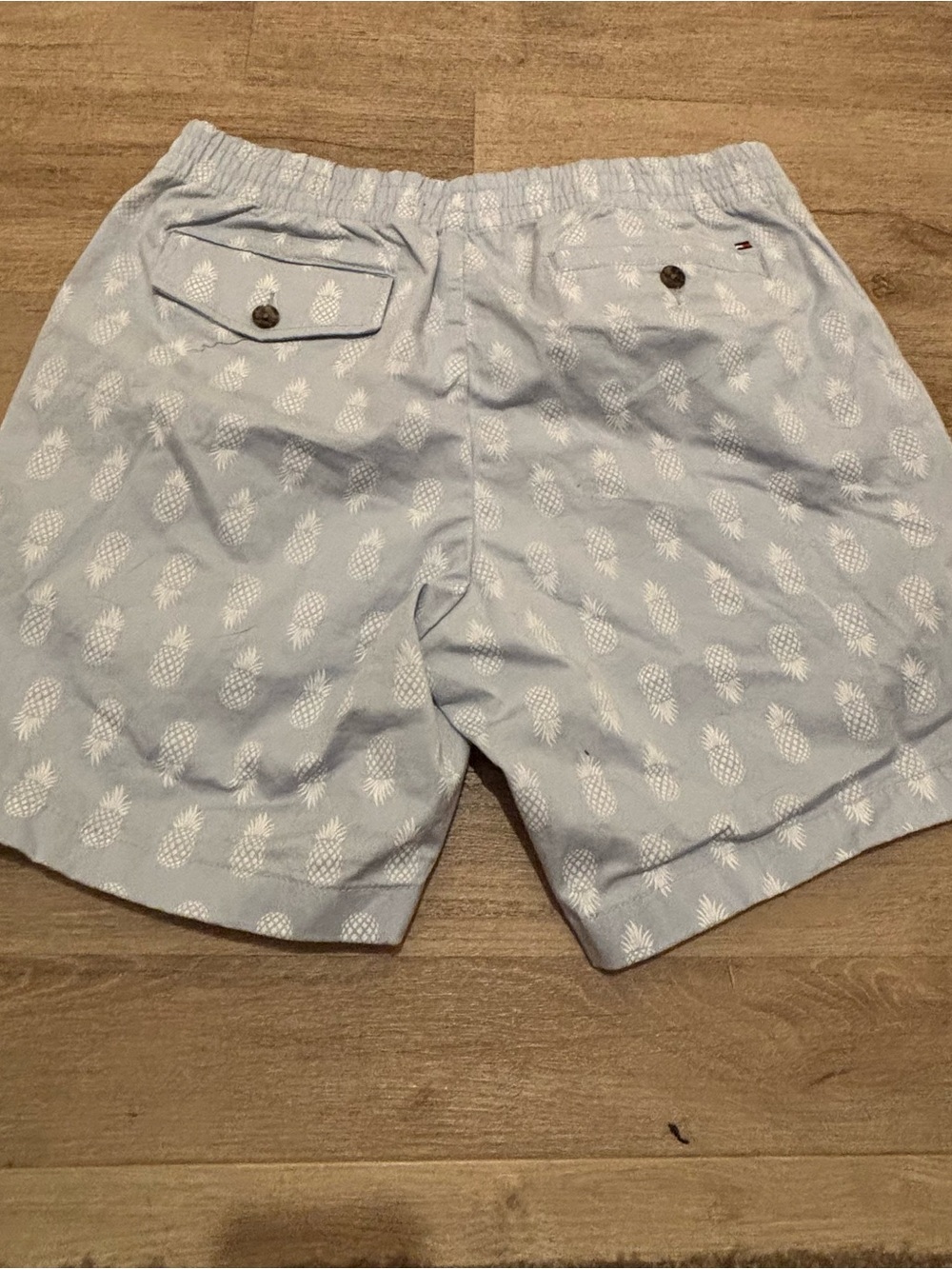 Men’s Tommy Hilfiger  Blue Pineapple Print Swim Shorts size medium